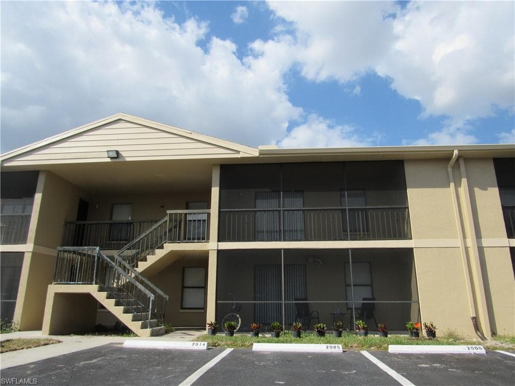 5329 Summerlin RD 2915 FORT MYERS, FL 33919