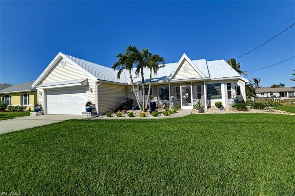612 SW 35th PL CAPE CORAL, FL 33991