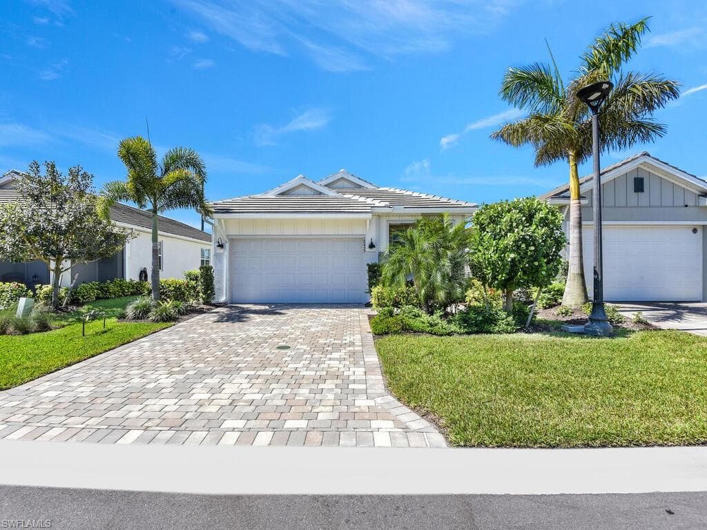 28499 Captiva Shell LOOP BONITA SPRINGS, FL 34135
