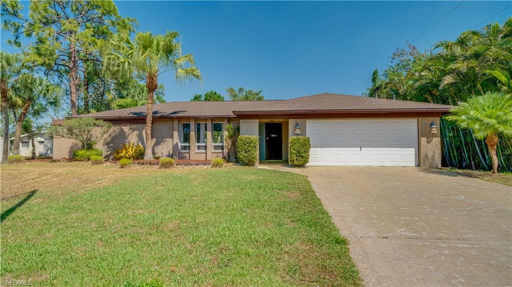 605 Leeland Heights BLVD E LEHIGH ACRES, FL 33936
