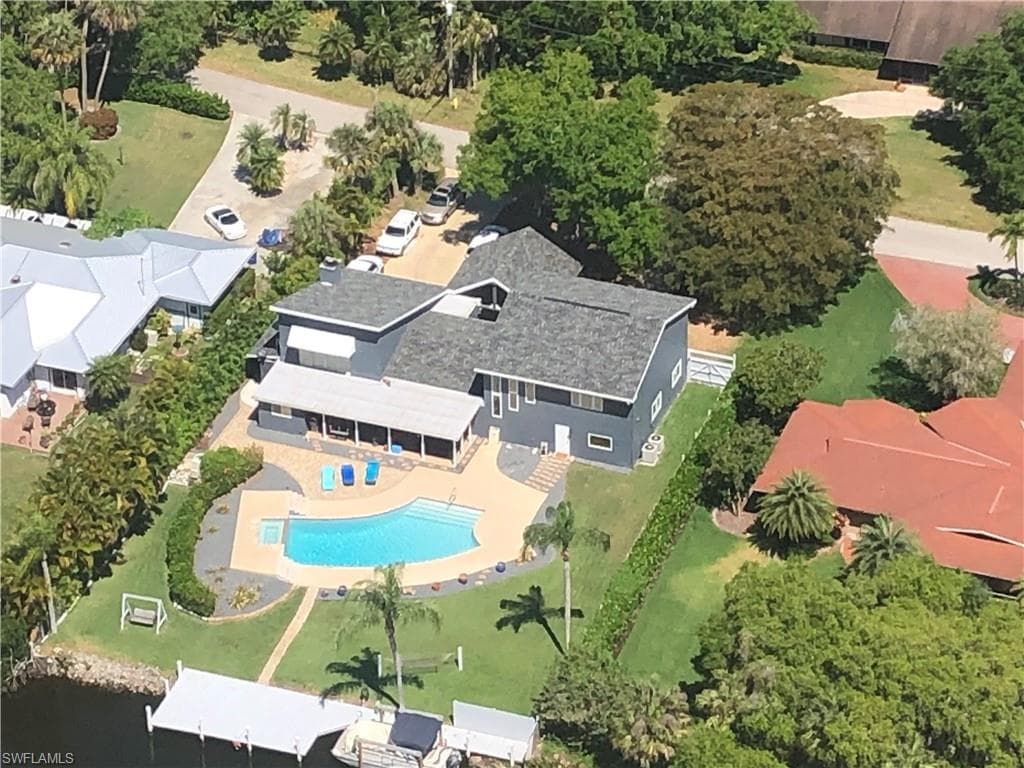 68 Aqua LN NORTH FORT MYERS, FL 33903