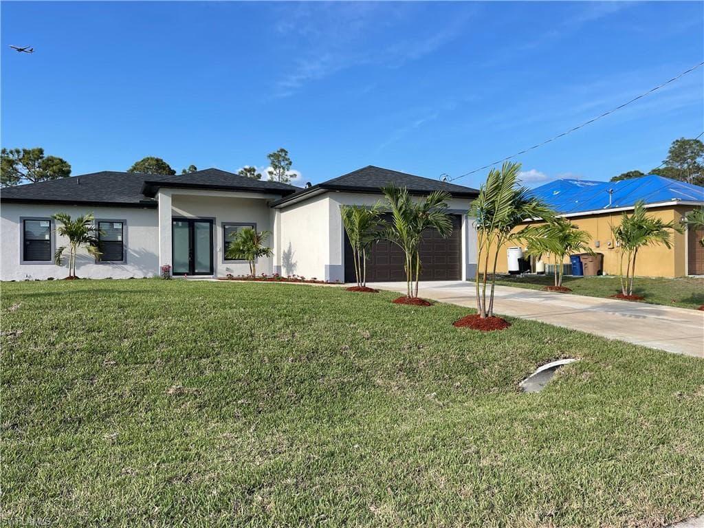 3214 45th ST SW LEHIGH ACRES, FL 33976