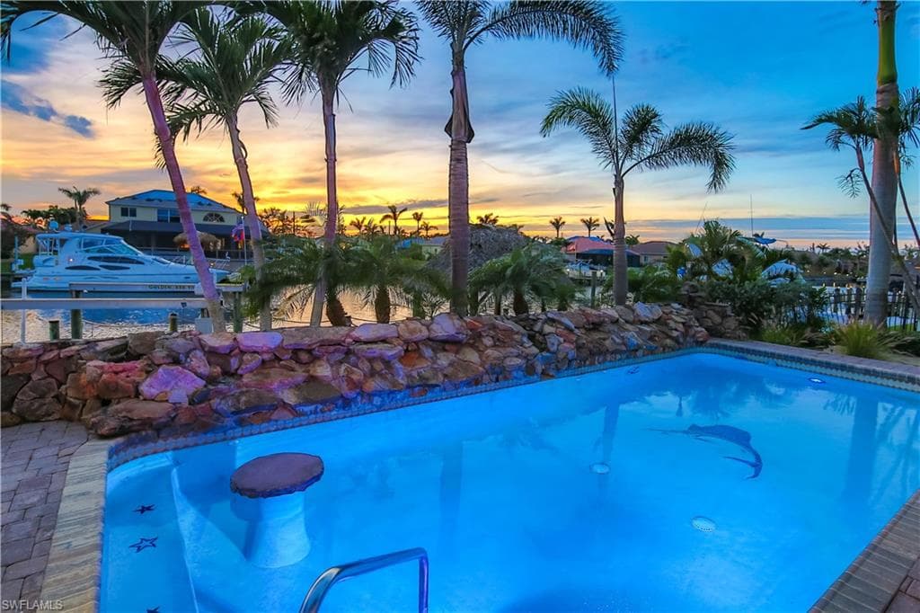 2550 SW 27th PL CAPE CORAL, FL 33914