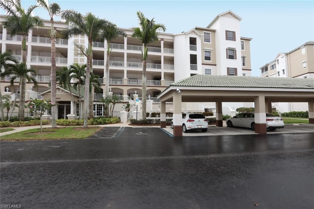9111 Southmont CV 401 FORT MYERS, FL 33908