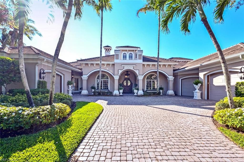 2630 Finchley LN NAPLES, FL 34105