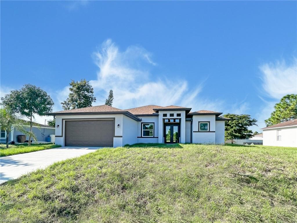 5229 7th ST W LEHIGH ACRES, FL 33971