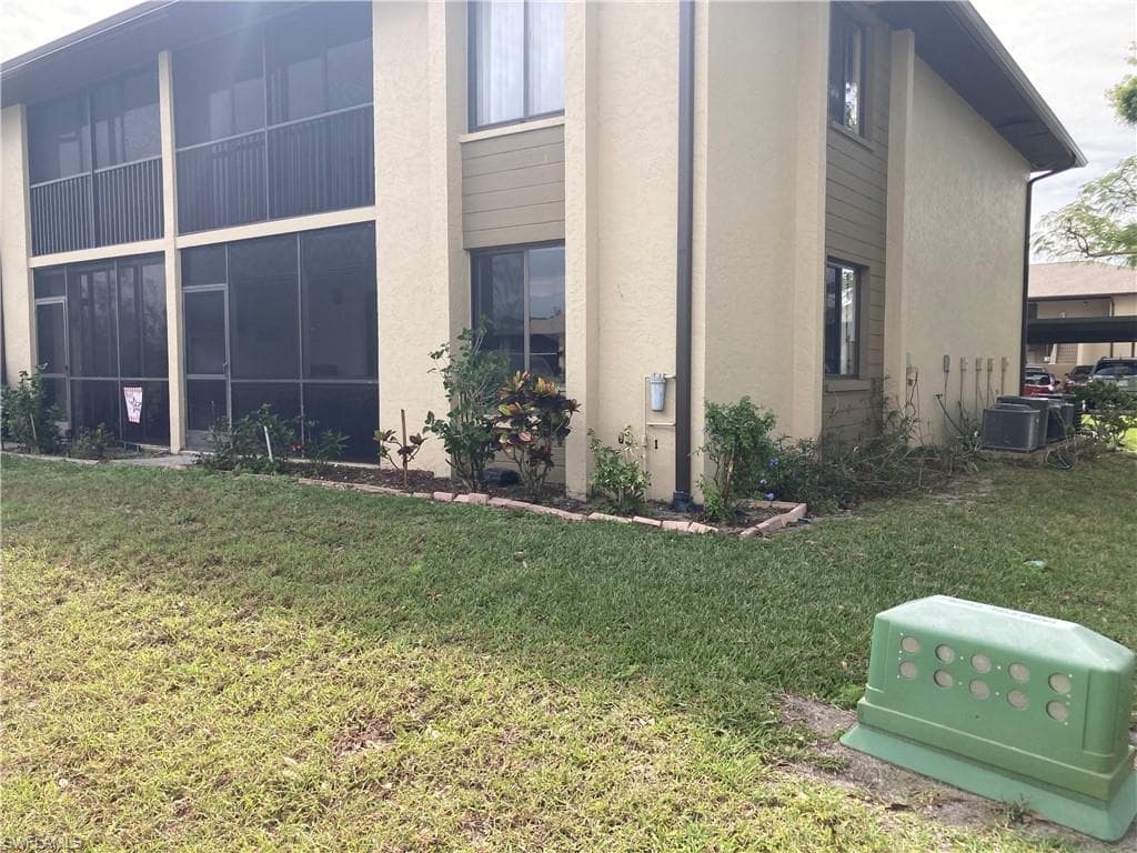 4040 Oakview DR G1 PORT CHARLOTTE, FL 33980