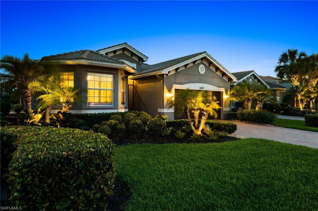 6628 Marbella DR NAPLES, FL 34105