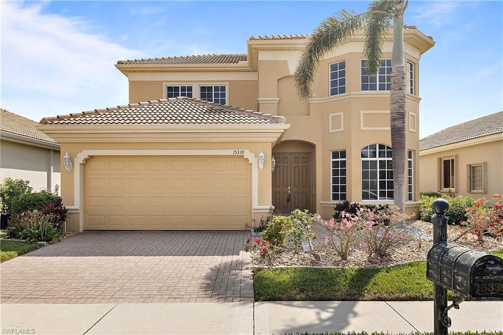 15339 Laguna Hills DR FORT MYERS, FL 33908
