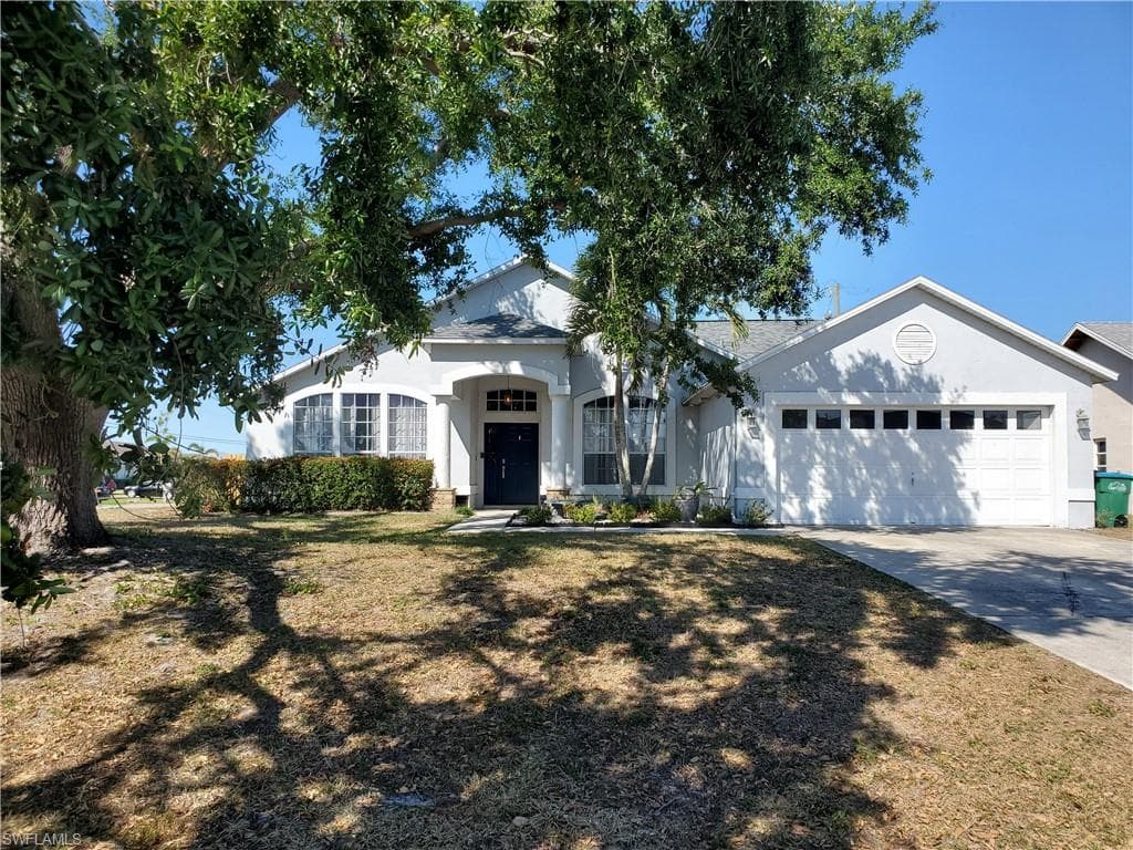 2236 SW 14th AVE CAPE CORAL, FL 33991
