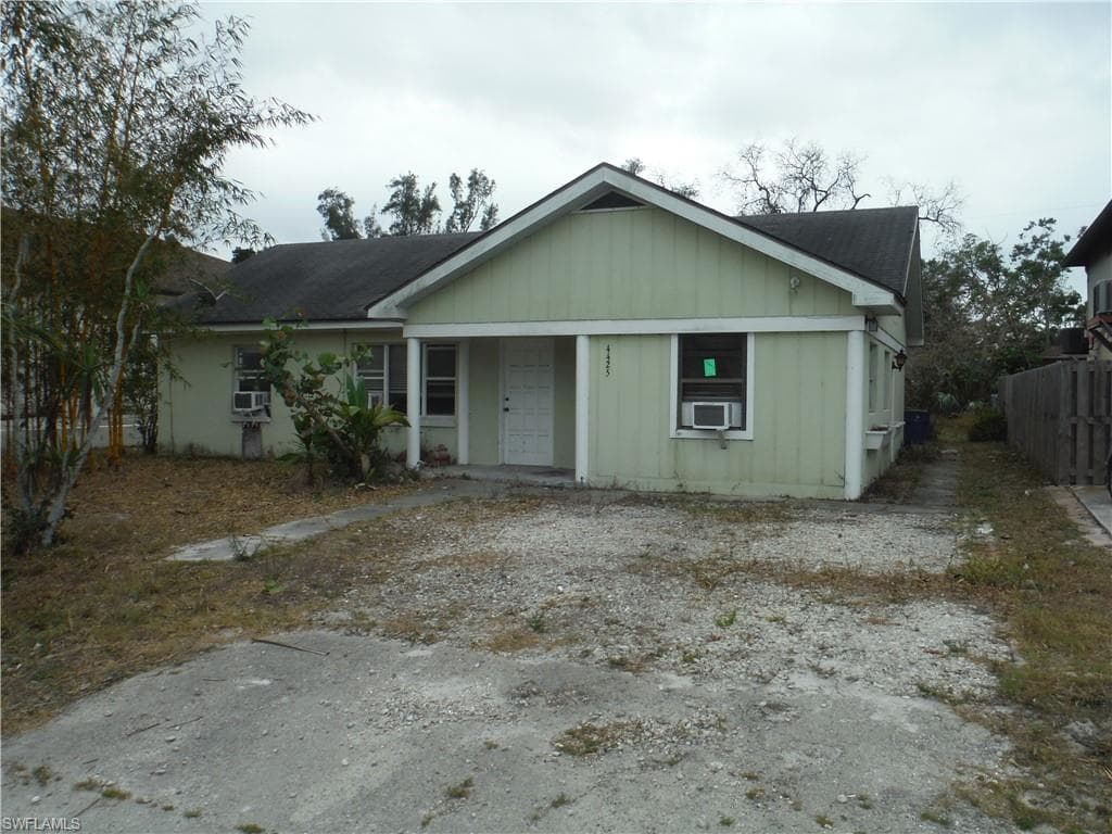 4425 Little Hickory RD BONITA SPRINGS, FL 34134