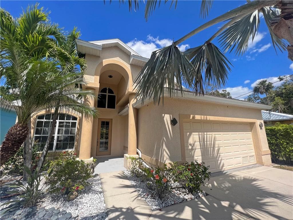9953 Alabama ST BONITA SPRINGS, FL 34135