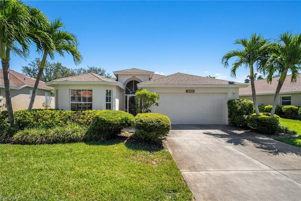 9281 Lanthorn WAY ESTERO, FL 33928