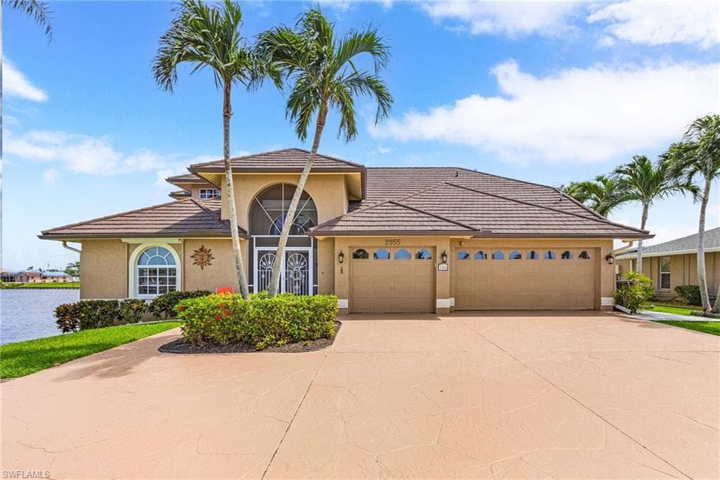 2055 SE 28th TER CAPE CORAL, FL 33904