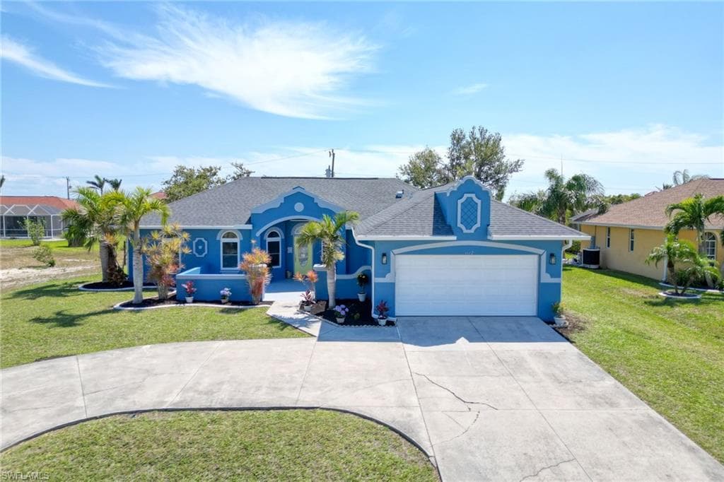 1112 SW 42nd TER CAPE CORAL, FL 33914