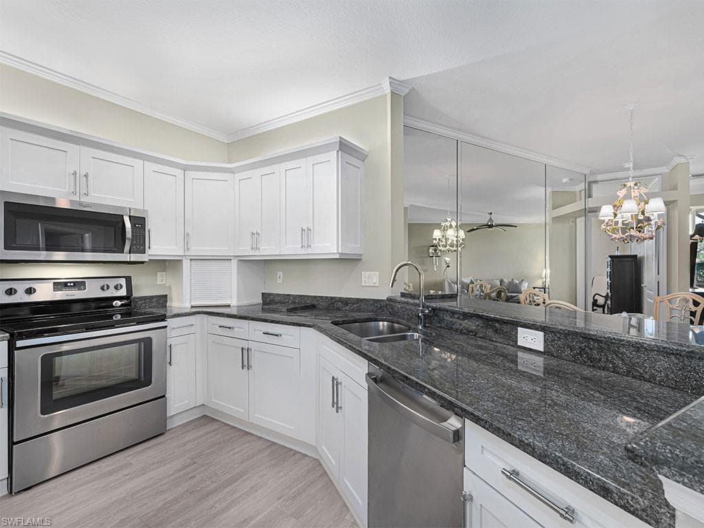 8390 Excalibur CIR F7 NAPLES, FL 34108