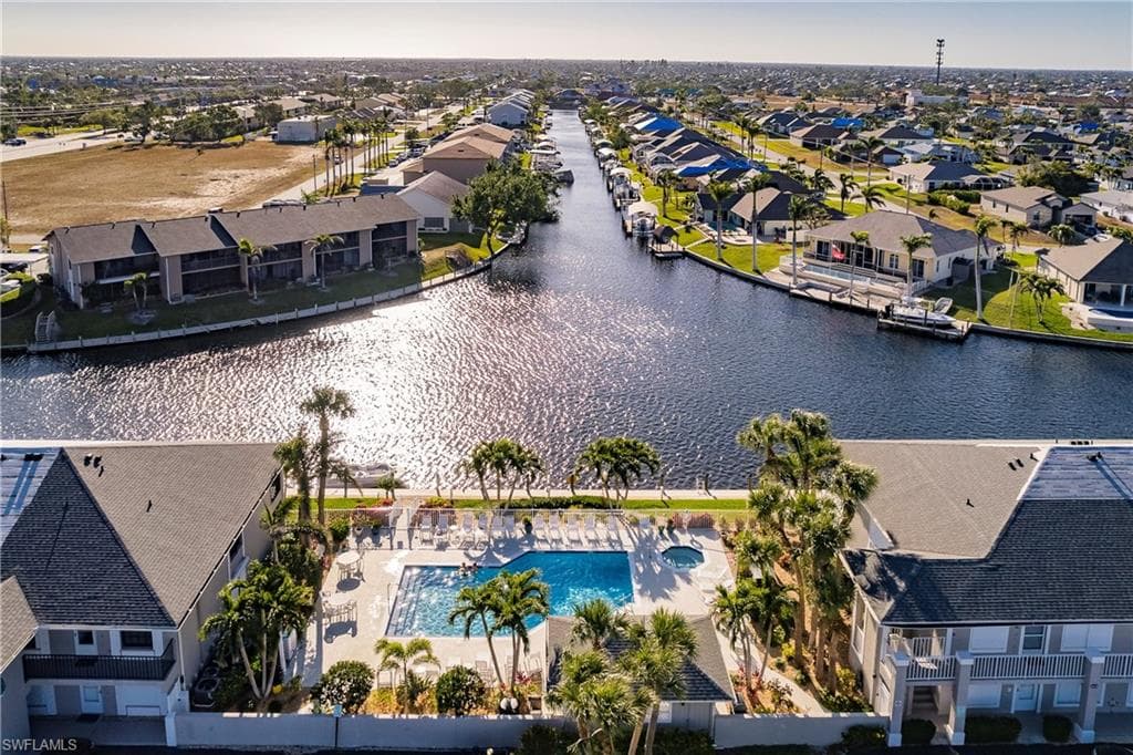 4622 SW 12th PL 220 CAPE CORAL, FL 33914