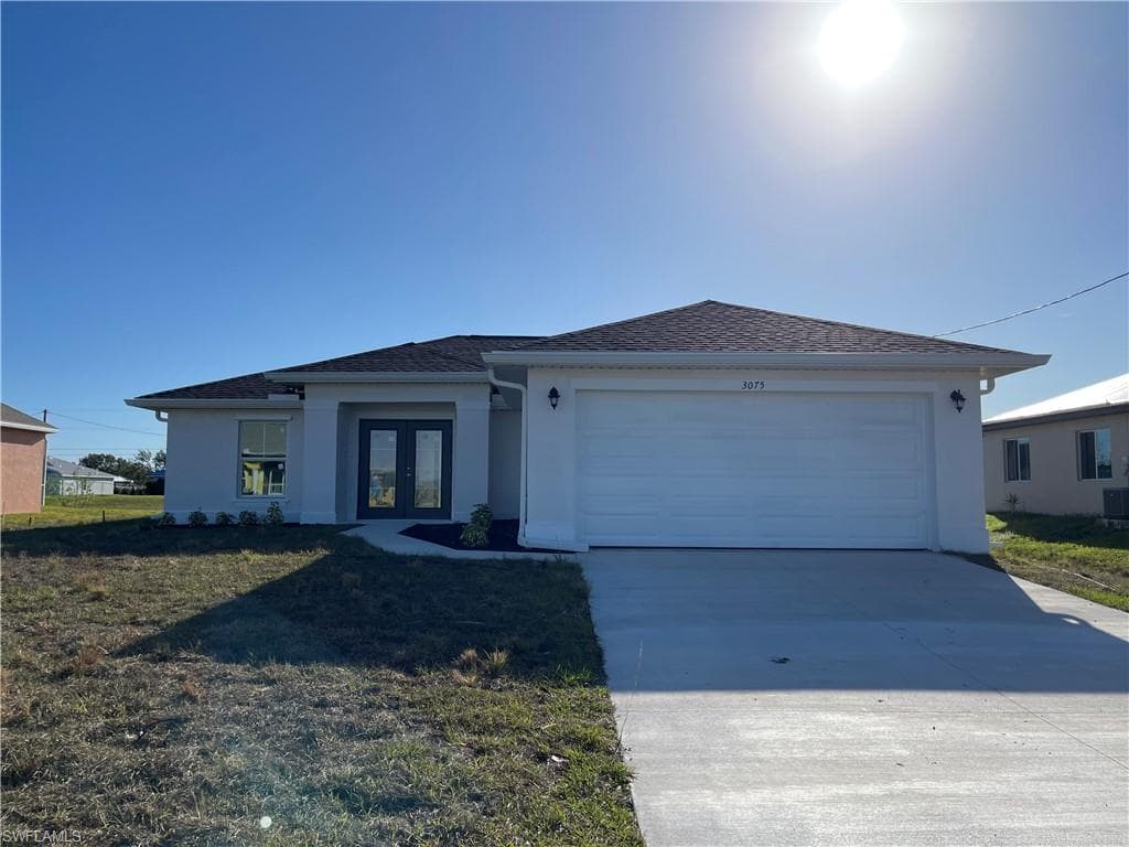 3075 4th PL CAPE CORAL, FL 33993