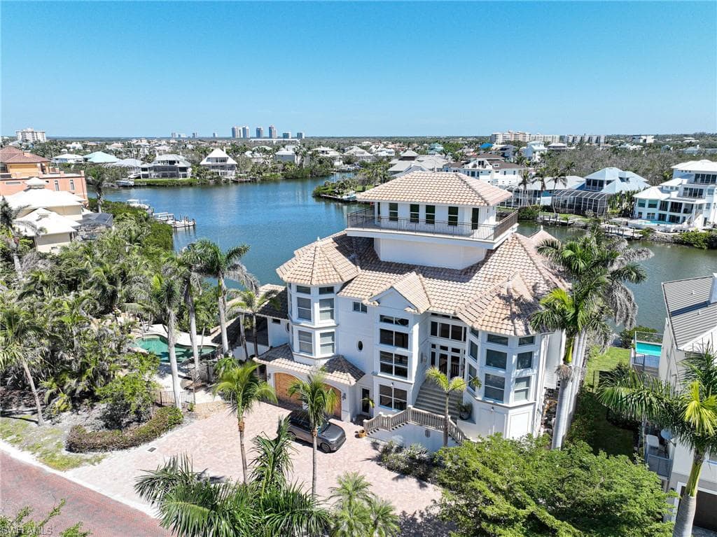 230 Barefoot Beach BLVD BONITA SPRINGS, FL 34134