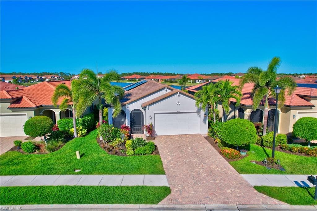 1465 Lucena LN S NAPLES, FL 34113