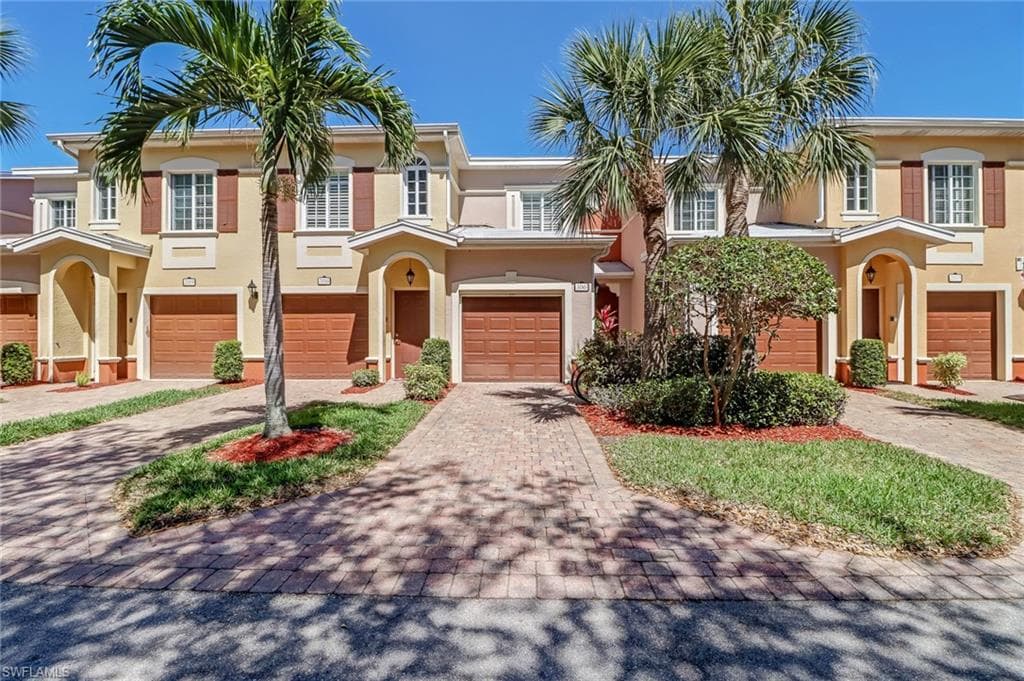 20221 Estero Gardens CIR 106 ESTERO, FL 33928
