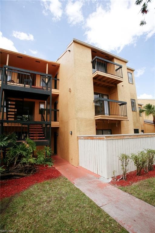 2865 Winkler AVE 417 FORT MYERS, FL 33916