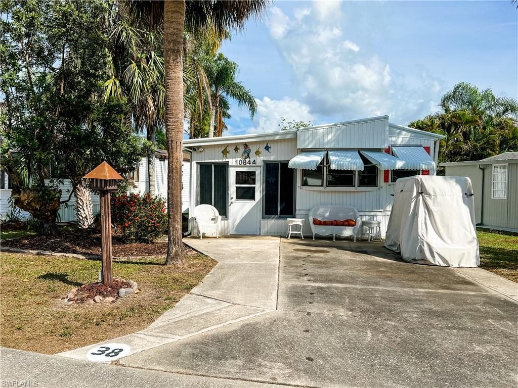 10844 Little Heron CIR 38 ESTERO, FL 33928