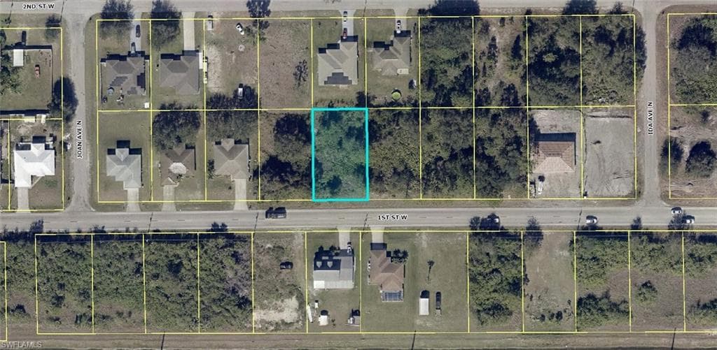 2910 1st ST W LEHIGH ACRES, FL 33971
