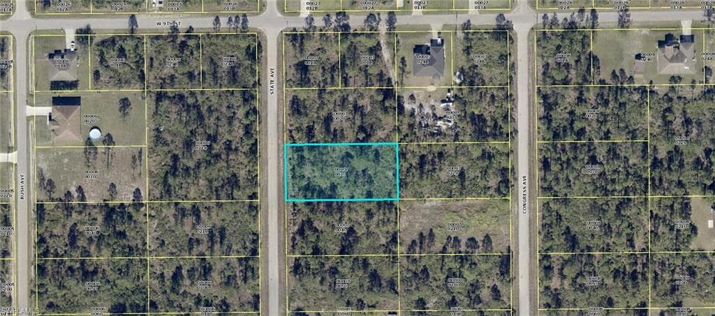 818 State AVE LEHIGH ACRES, FL 33972