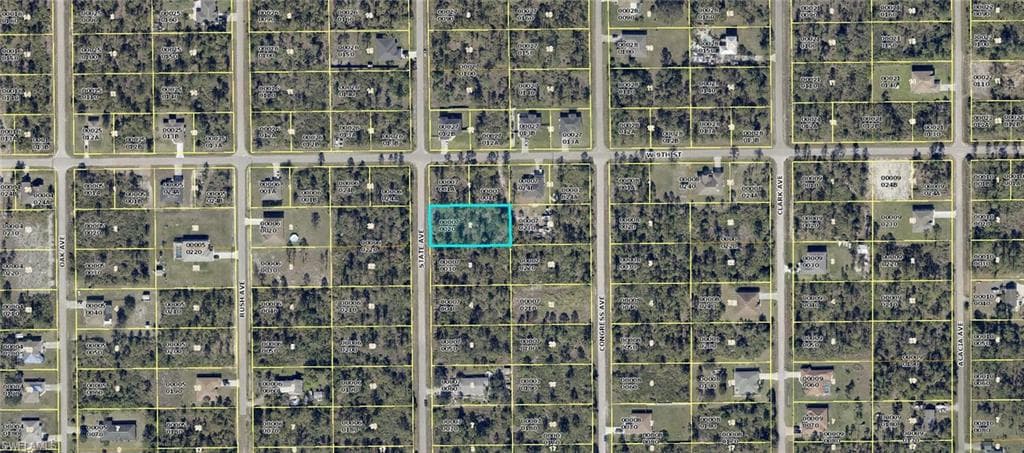 820 State AVE LEHIGH ACRES, FL 33972