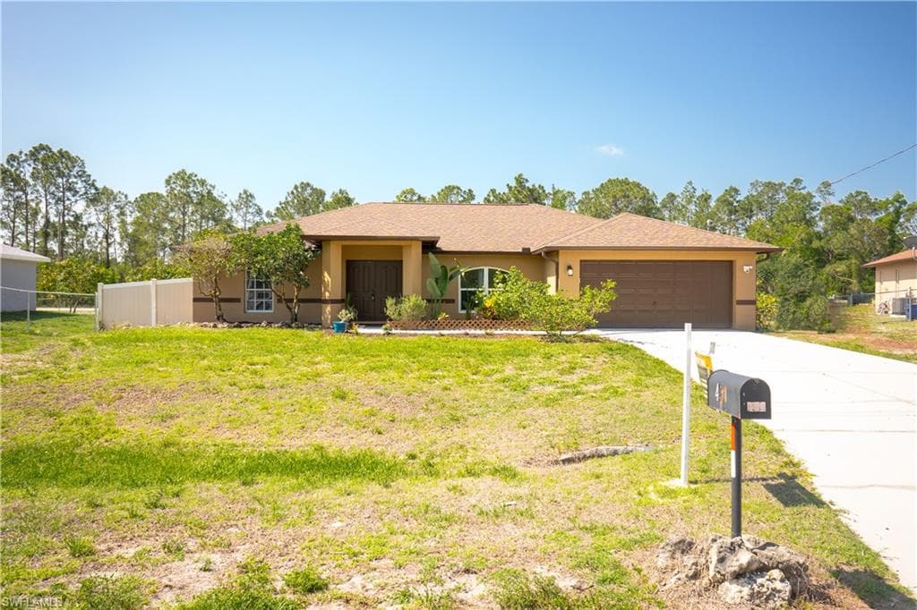431 Boleyn CIR LEHIGH ACRES, FL 33974