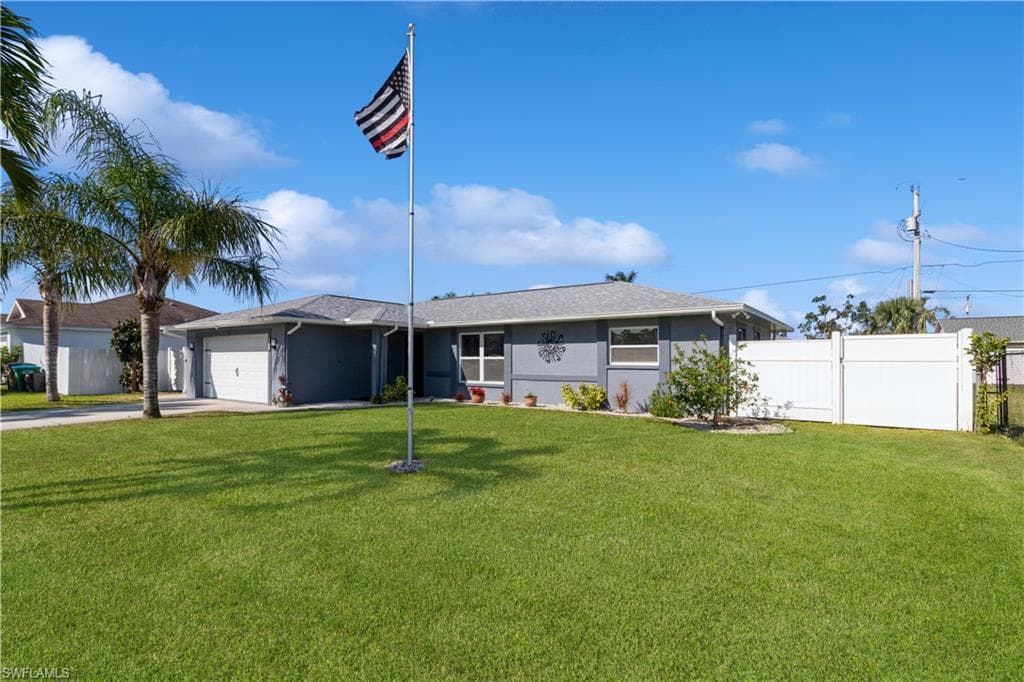 1112 11th AVE CAPE CORAL, FL 33991