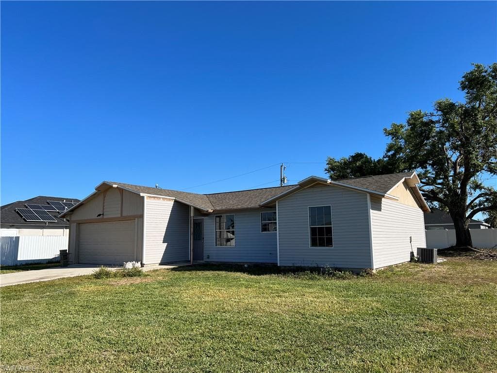 628 NW 2nd ST CAPE CORAL, FL 33993