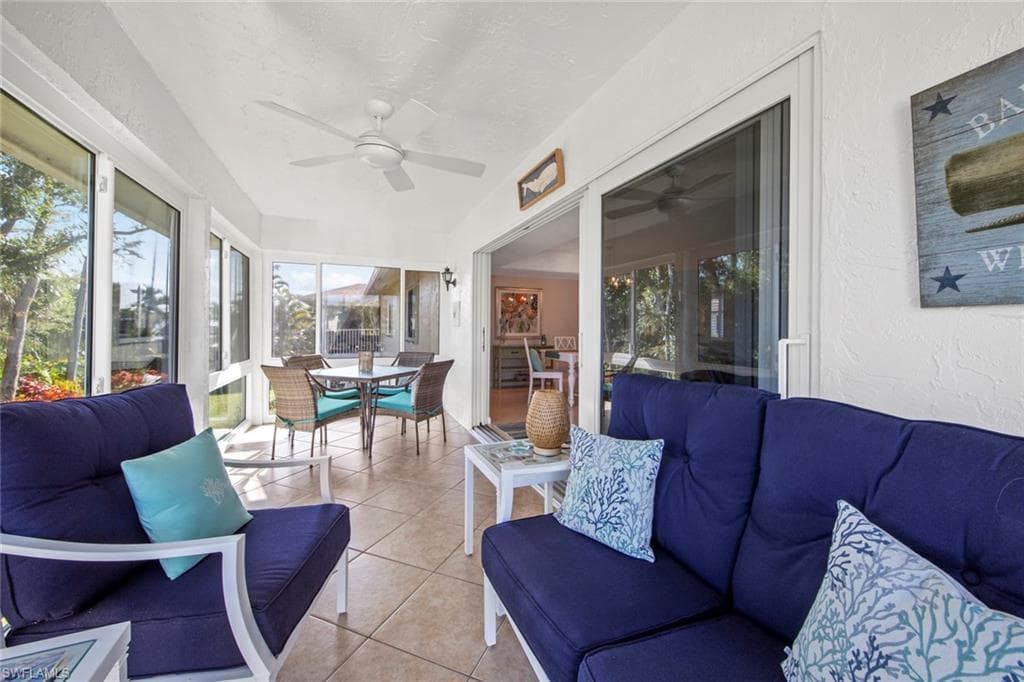 480 Teryl RD 2324 NAPLES, FL 34112