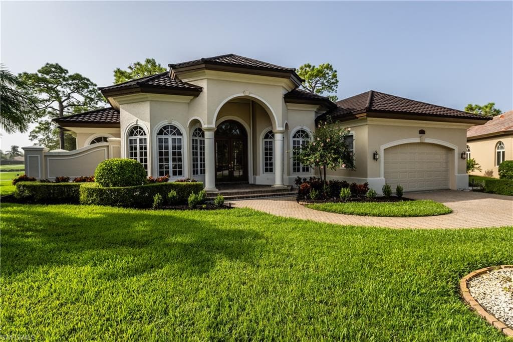 7025 Kiwi PL NAPLES, FL 34113