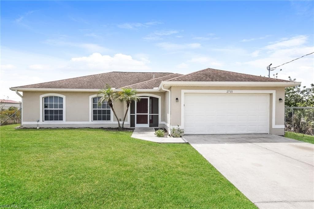 2715 72nd ST W LEHIGH ACRES, FL 33971