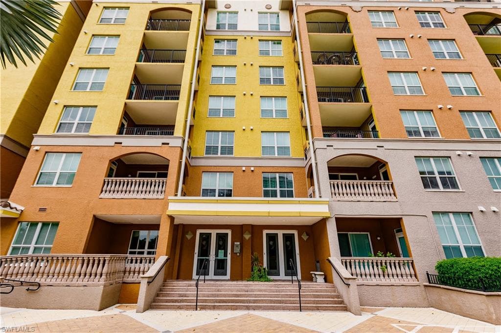 2825 Palm Beach BLVD 203 FORT MYERS, FL 33916