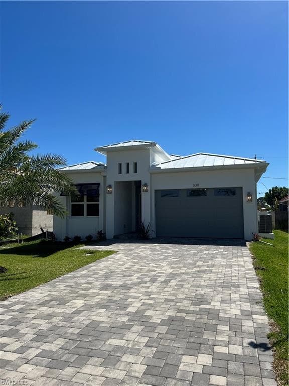 838 101ST AVE N NAPLES, FL 34108