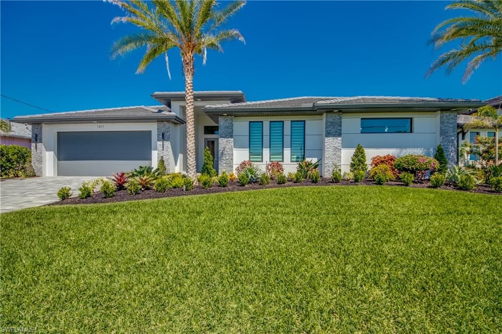 1411 SW 40th TER CAPE CORAL, FL 33914
