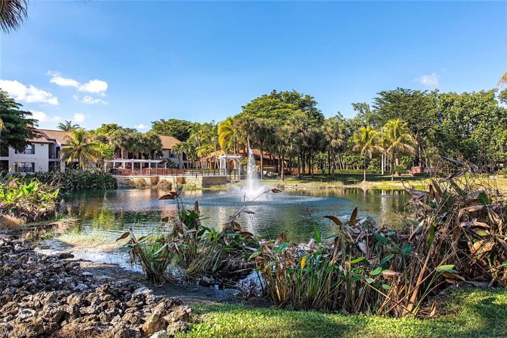 2142 Arbour Walk CIR 2614 NAPLES, FL 34109