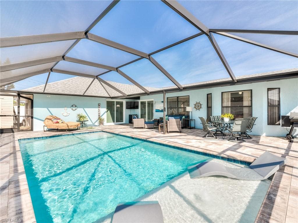 620 27th ST CAPE CORAL, FL 33904