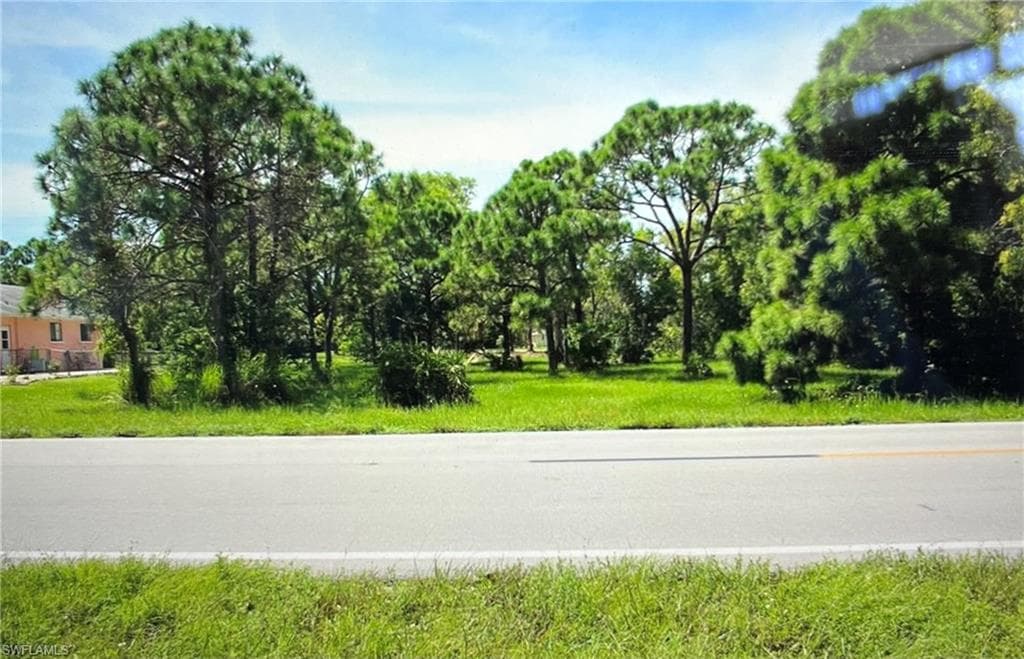 8761 Stringfellow RD ST. JAMES CITY, FL 33956