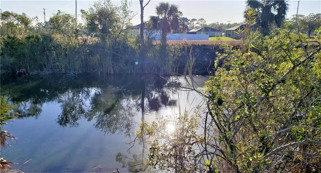3311 NE 20th AVE CAPE CORAL, FL 33909