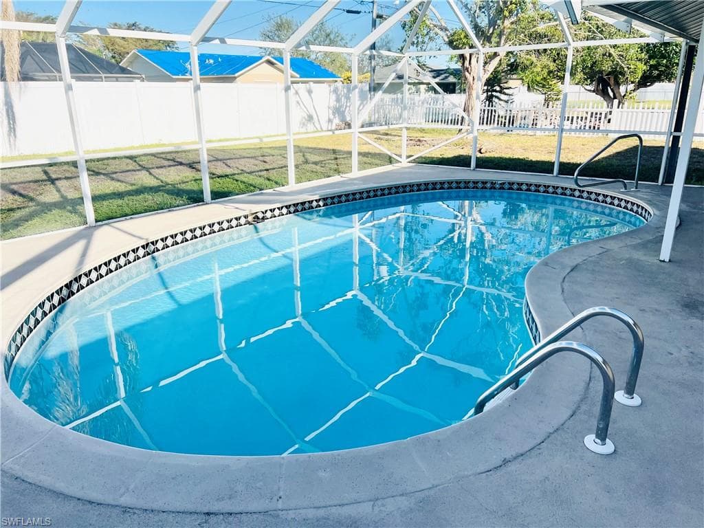 1944 Country Club BLVD CAPE CORAL, FL 33990