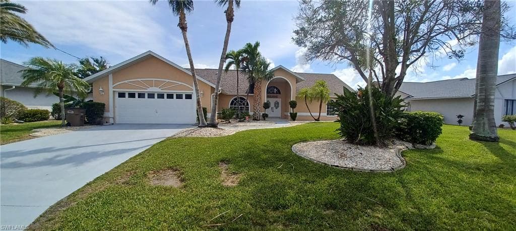 2525 SE 19th PL CAPE CORAL, FL 33904