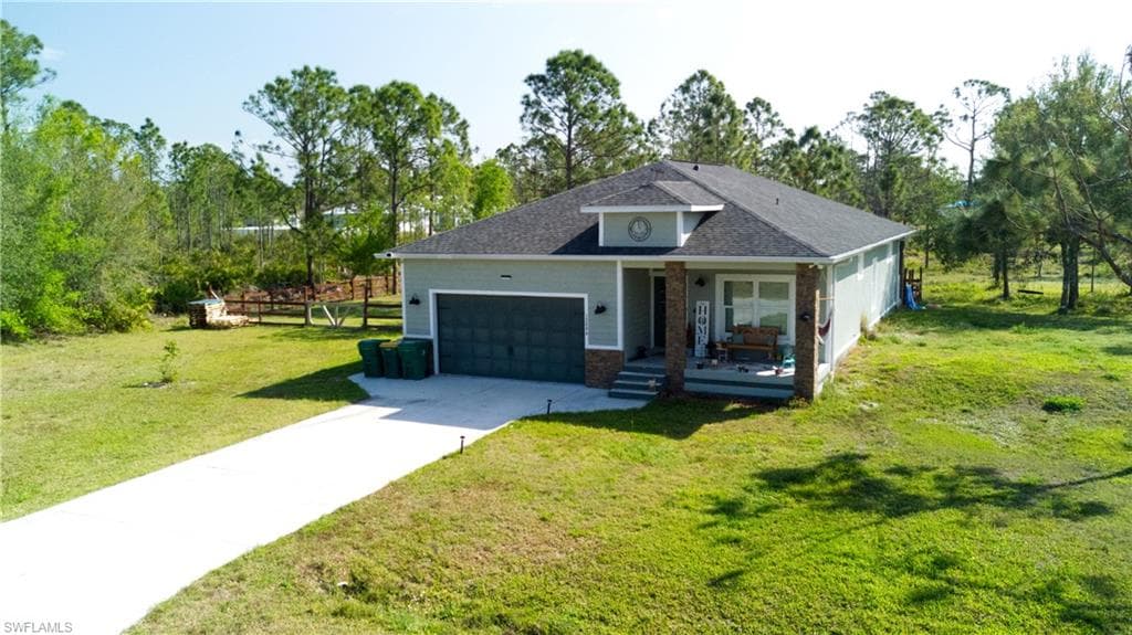 12464 Path AVE PUNTA GORDA, FL 33955