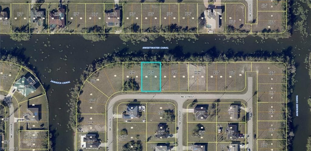 1929 NE 27th TER CAPE CORAL, FL 33909