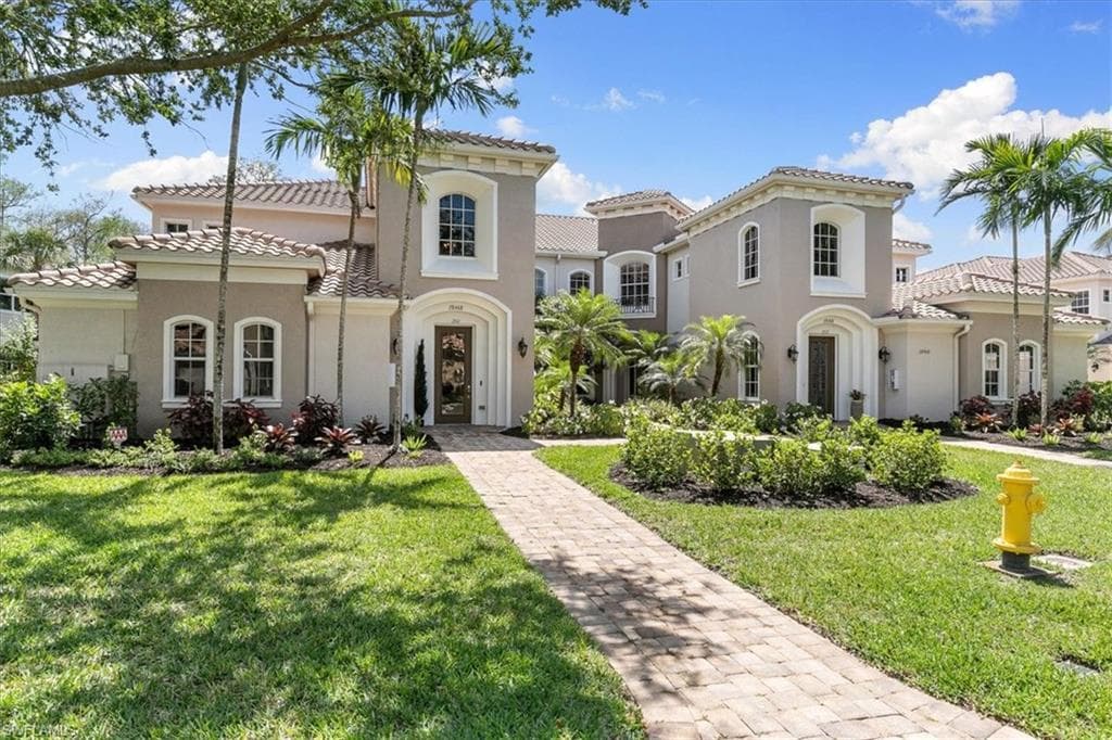 28468 Altessa WAY 102 BONITA SPRINGS, FL 34135