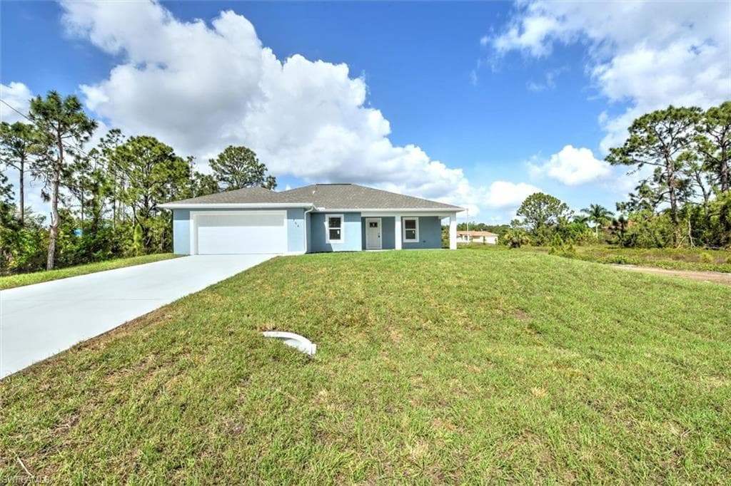 764 Oakridge AVE S LEHIGH ACRES, FL 33974