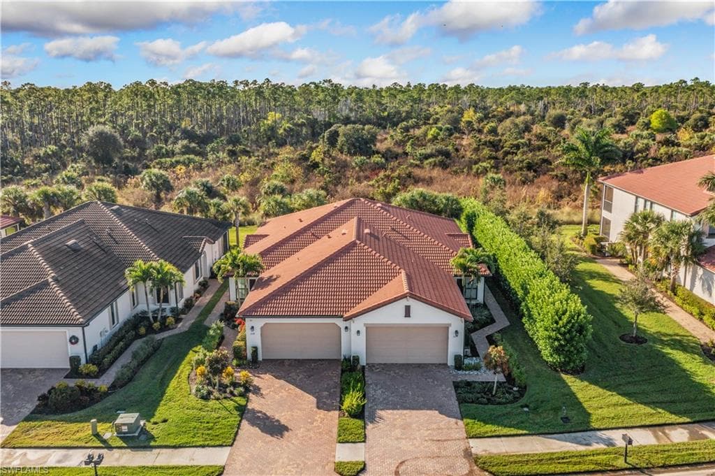 1578 Oceania DR S NAPLES, FL 34113